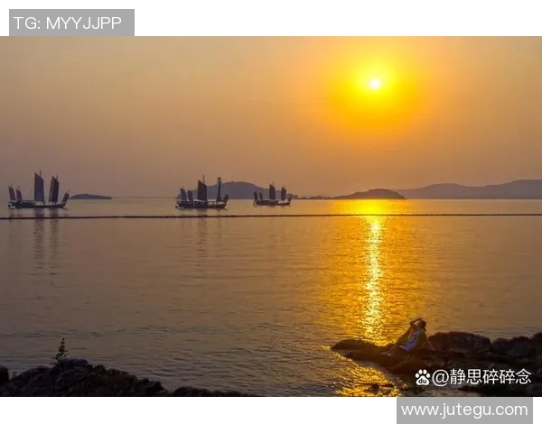 湖光山色的深刻内涵与自然美的诗意表达探讨